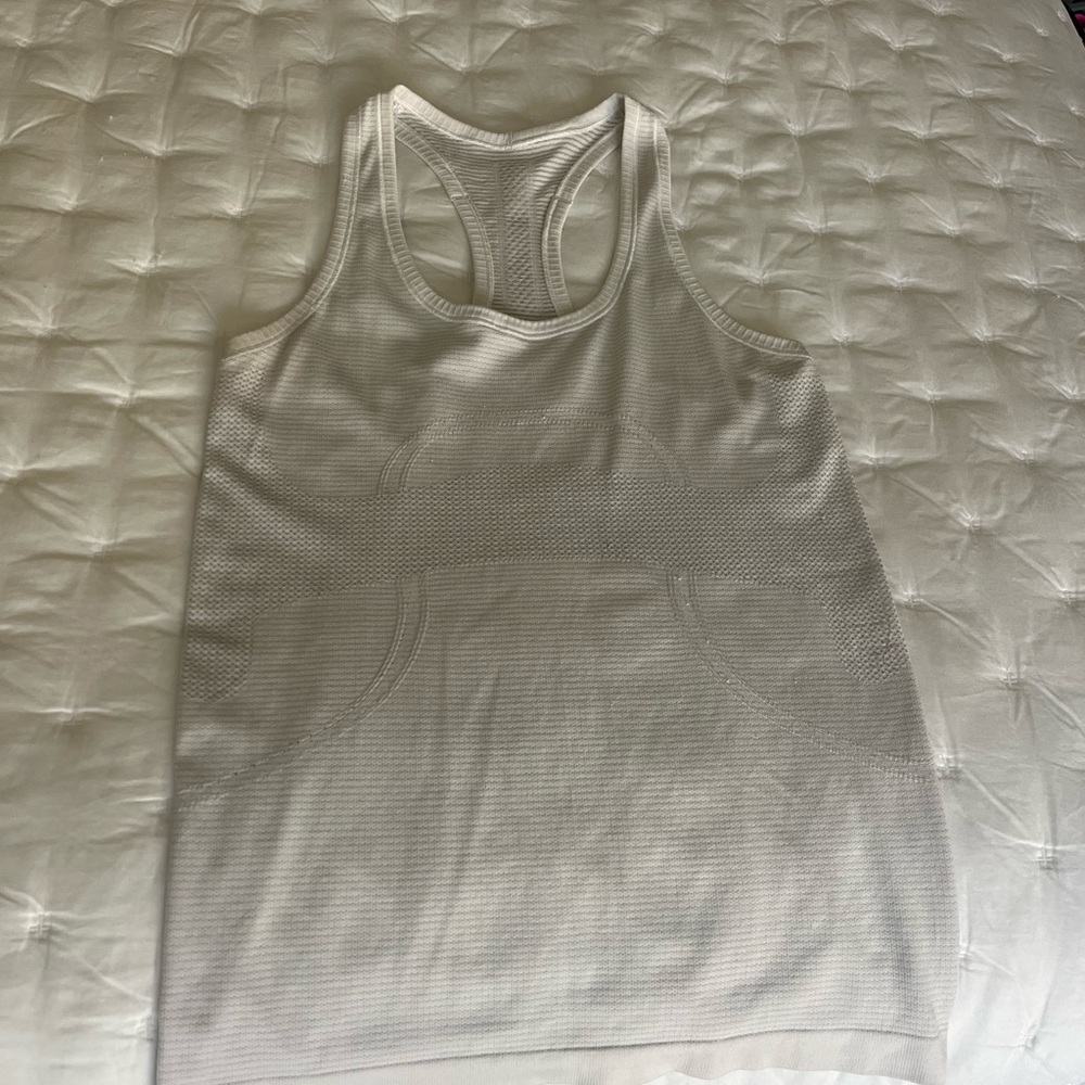 Lululemon Swiftly Tech Tank - image 1